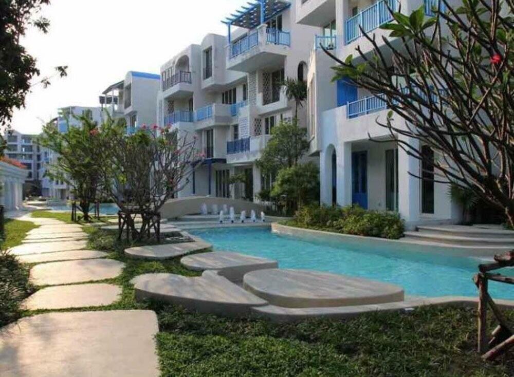 Chelona 108 Apartment