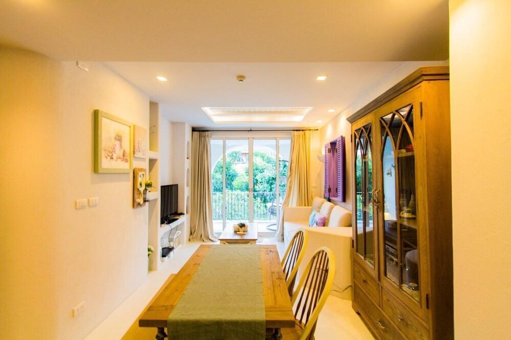 Apartment Chelona 108 *